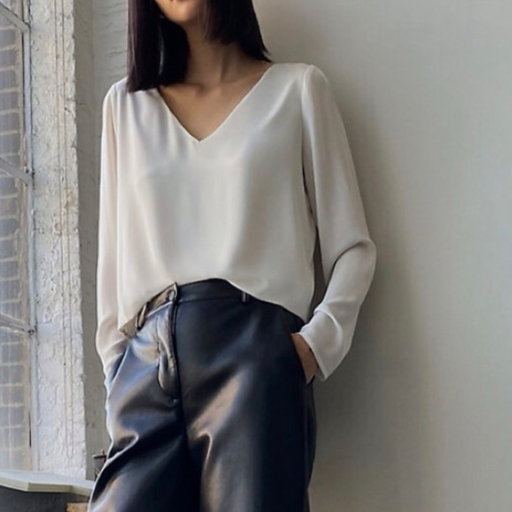 Aritzia | Babaton Murphy blouse - white